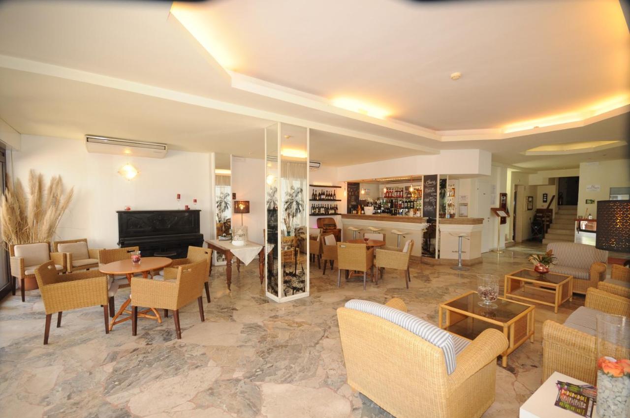 Hotel Avana Riccione Exterior foto